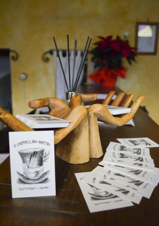 Il Cappellaio Matto Bed & Breakfast Montalto Ligure Ngoại thất bức ảnh