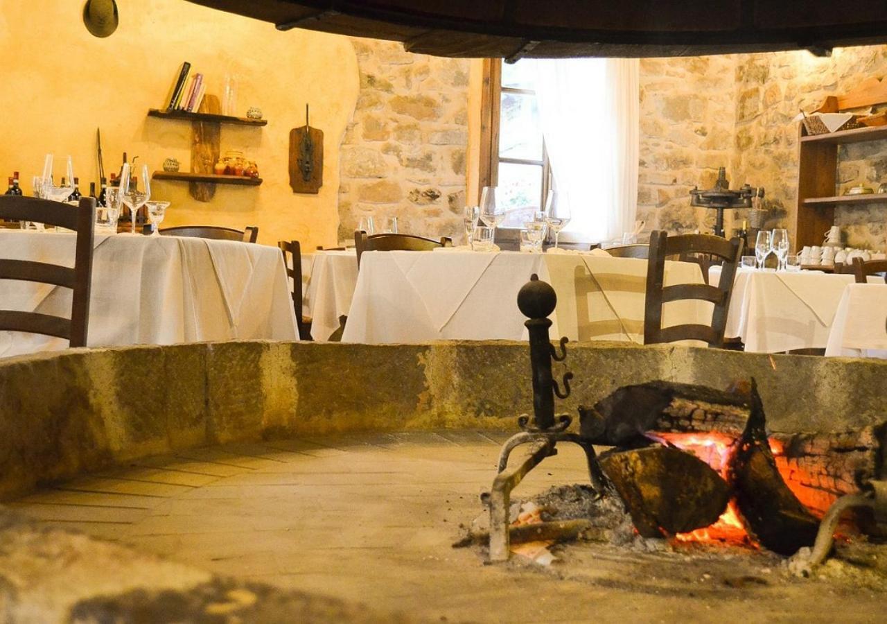 Il Cappellaio Matto Bed & Breakfast Montalto Ligure Ngoại thất bức ảnh