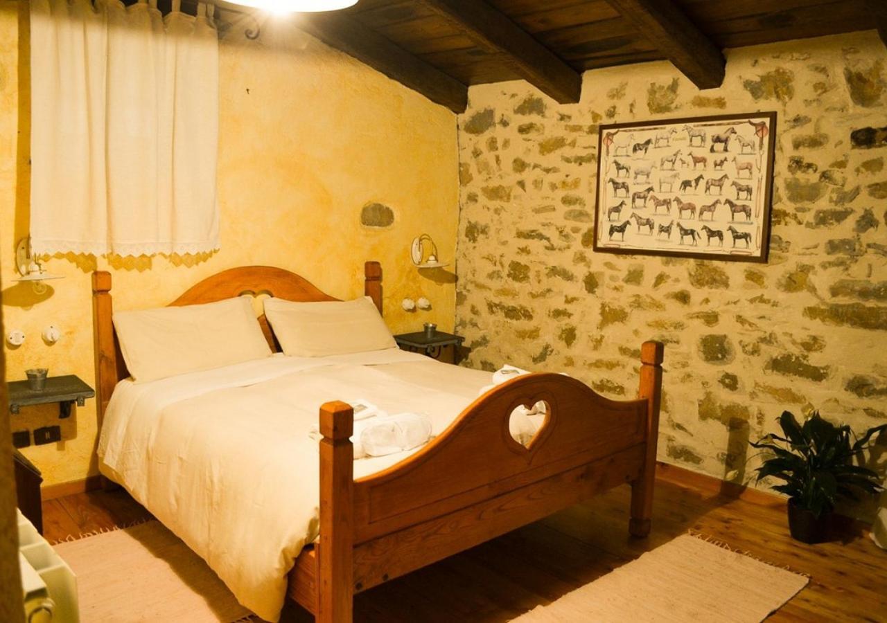 Il Cappellaio Matto Bed & Breakfast Montalto Ligure Ngoại thất bức ảnh