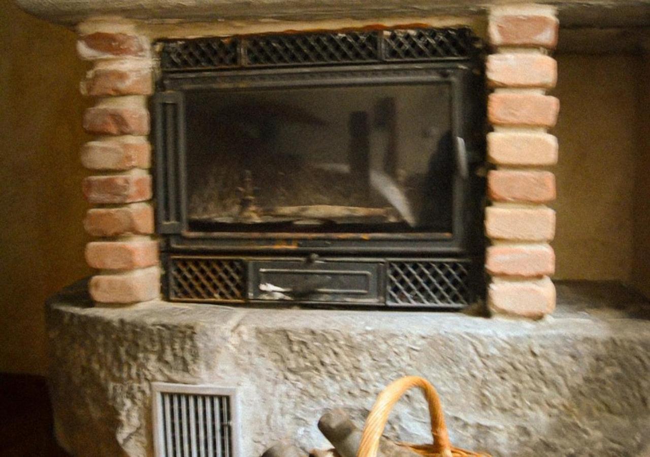 Il Cappellaio Matto Bed & Breakfast Montalto Ligure Ngoại thất bức ảnh