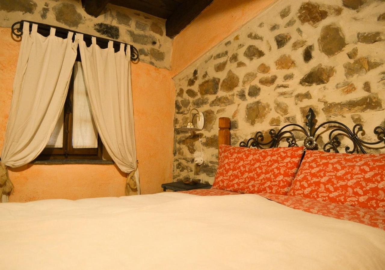 Il Cappellaio Matto Bed & Breakfast Montalto Ligure Ngoại thất bức ảnh