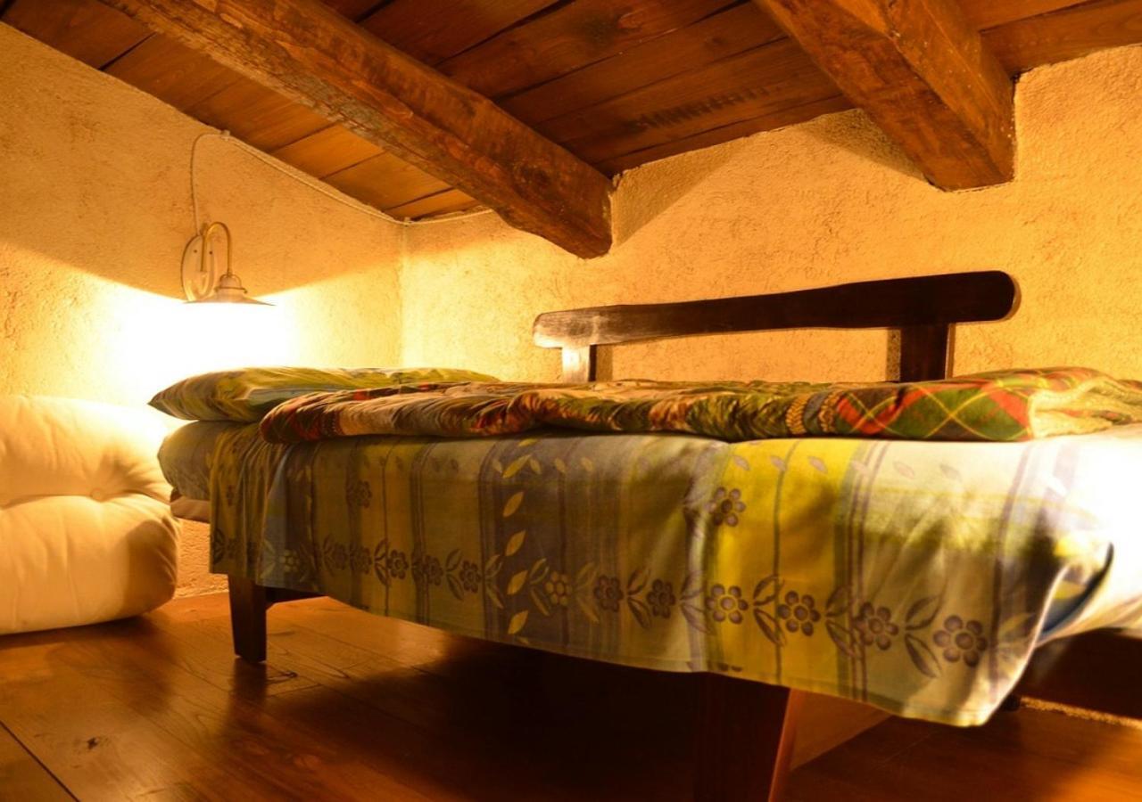 Il Cappellaio Matto Bed & Breakfast Montalto Ligure Ngoại thất bức ảnh